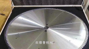 全自動鋁材切鋸切設備切割表面不光潔是什么原因？